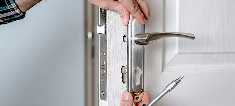 Front Door Knob Repair in East Palo Alto, CA